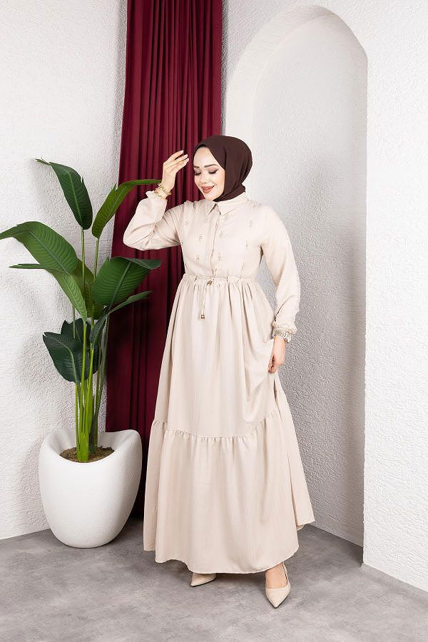 Beli Büzgülü İnci Ve Taş Detaylı Elbise-5070 Bej