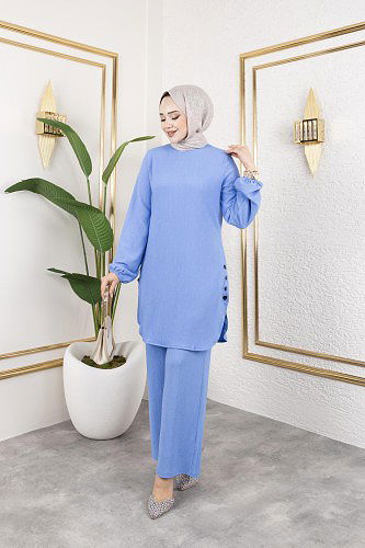 Düğme Detaylı Bürümcük Kumaş Tesettür Takım-3153 Bebe mavisi - Thumbnail