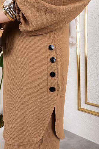 Düğme Detaylı Bürümcük Kumaş Tesettür Takım-3153 Latte - Thumbnail