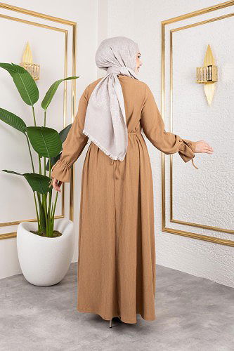 Kol Büzgülü Gül Detaylı Elbise-5030 Latte - Thumbnail